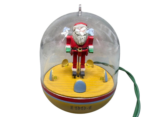 1994 Country Showtime Hallmark Ornament (Magic Globe) QLX7416