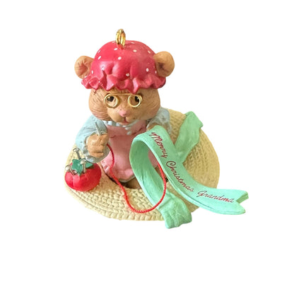 1994 Grandmas Are Sew Special - A Gift for that Special GrandMother (Family)