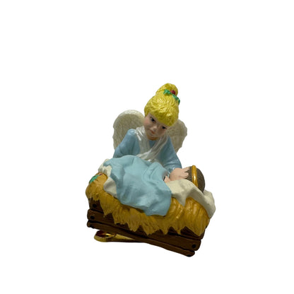 1994 Happy Birthday Jesus Hallmark Ornament (Nativity) QX5423