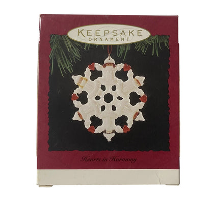1994 Hearts in Harmony Hallmark Ornament (Snowflake) QX4406