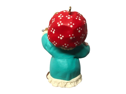 1994 Mom-to-Be Hallmark Ornament (Teddy Bear) QX5506