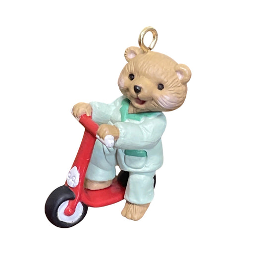 1994 Scooting Along Hallmark Ornament (Teddy Bear) QXM5173