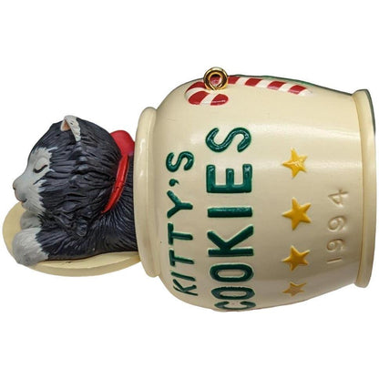 1994 Cat in Cookie Jar Hallmark Ornament (Cat Naps) QX5313