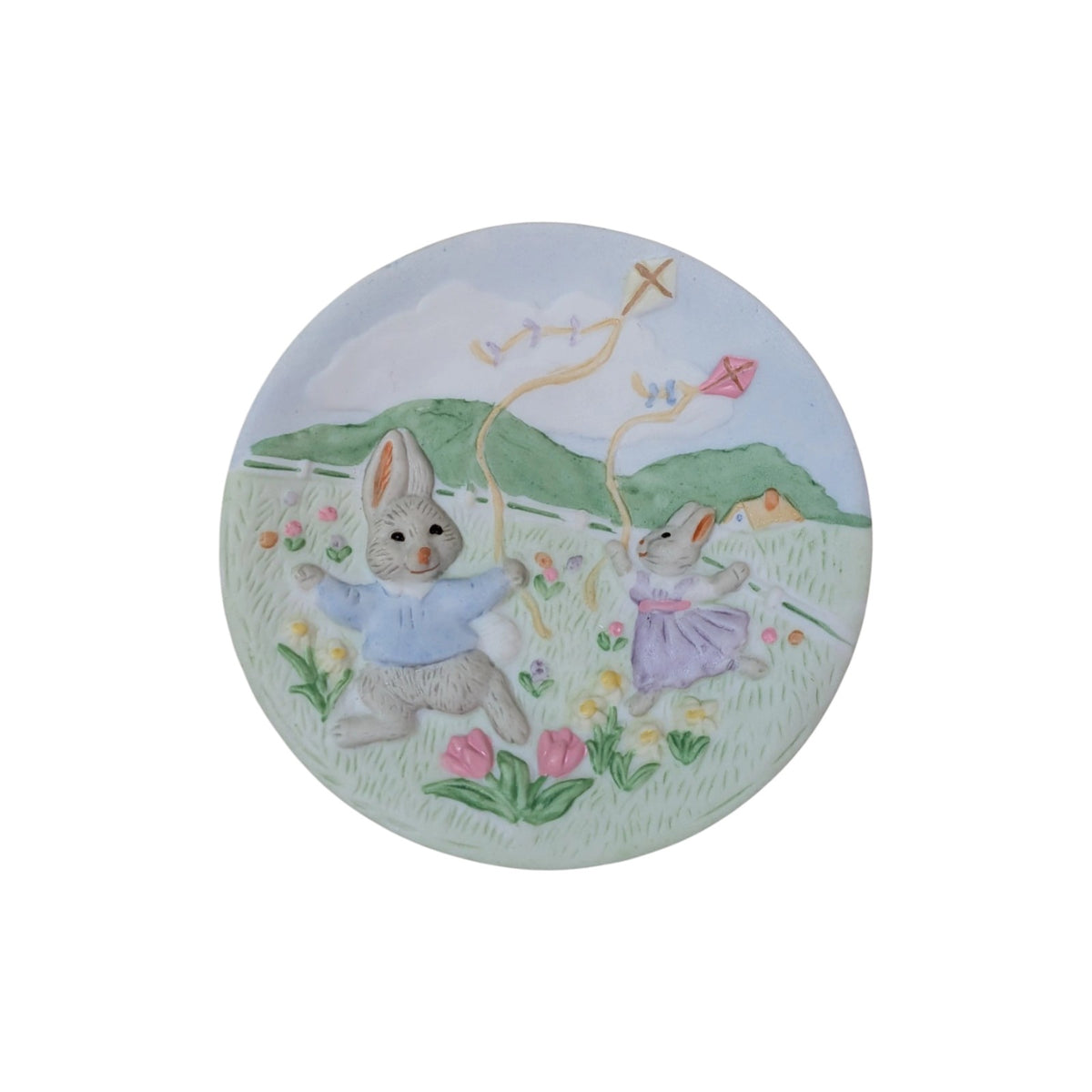 1994 Catching the Breeze Hallmark Ornament (Collector's Plate) QEO8219 Image1