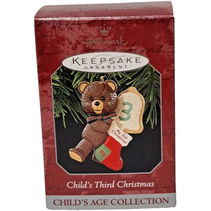 1994 Child's Third Christmas Hallmark Ornament (Child's Age Collection) QX6613