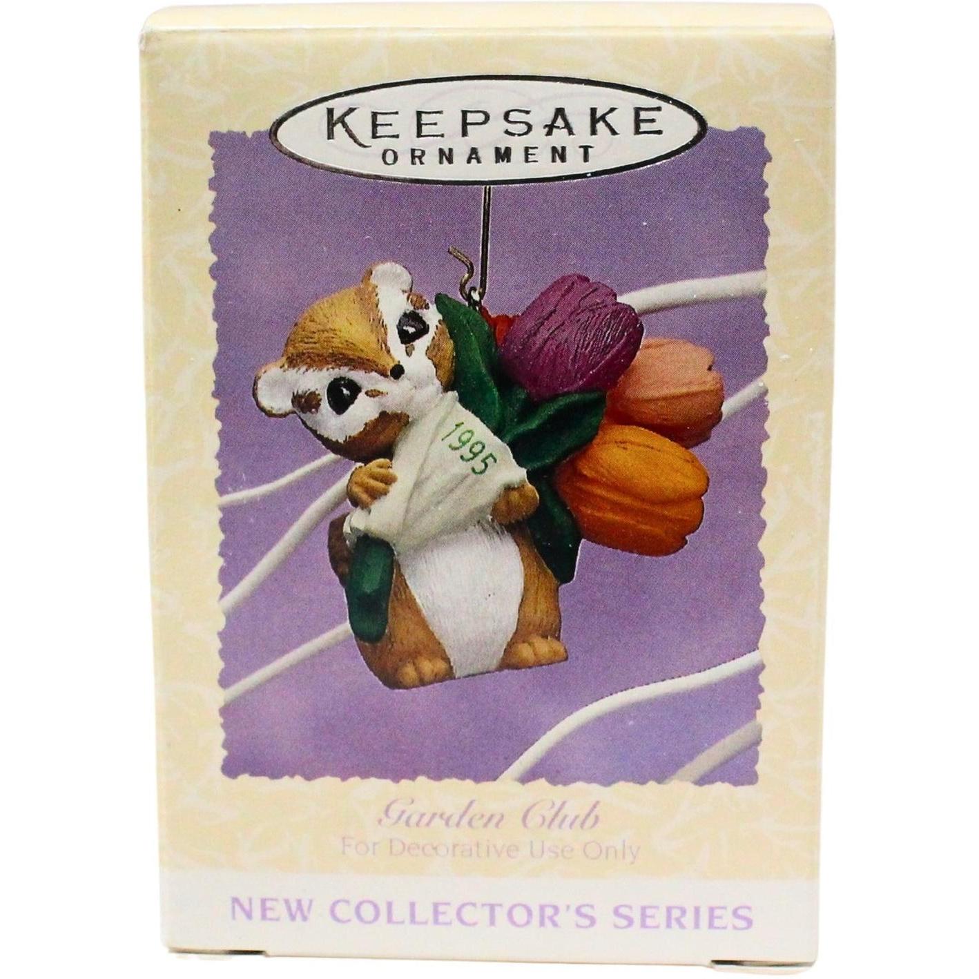 1994 Chipmunk Hallmark Ornament (Garden Club) QEO8209
