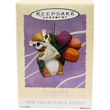 1994 Chipmunk Hallmark Ornament (Garden Club) QEO8209