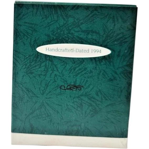 1994 Cute as a Button Hallmark Ornament (Cute as a Button) QXM4103