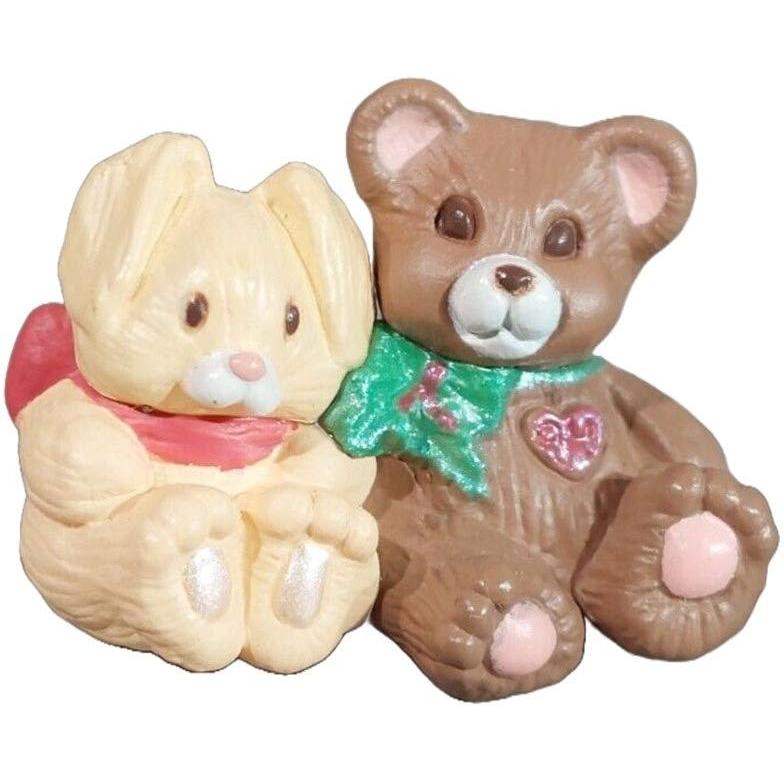 1994 Friends Need Hugs Hallmark Ornament (Teddy Bear) QXM4016