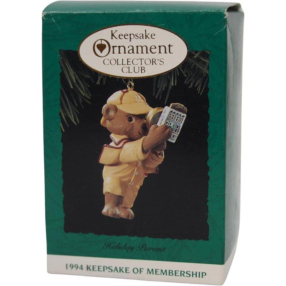 QXC482-3 1994 Holiday Pursuit (Teddy Bear) Image2