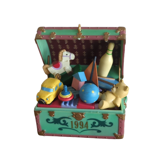 1994 Merry Menage - Fifth Issue in "Toy Chest Treasures" Enesco Ornament (Toys and Games) 598321 Image1