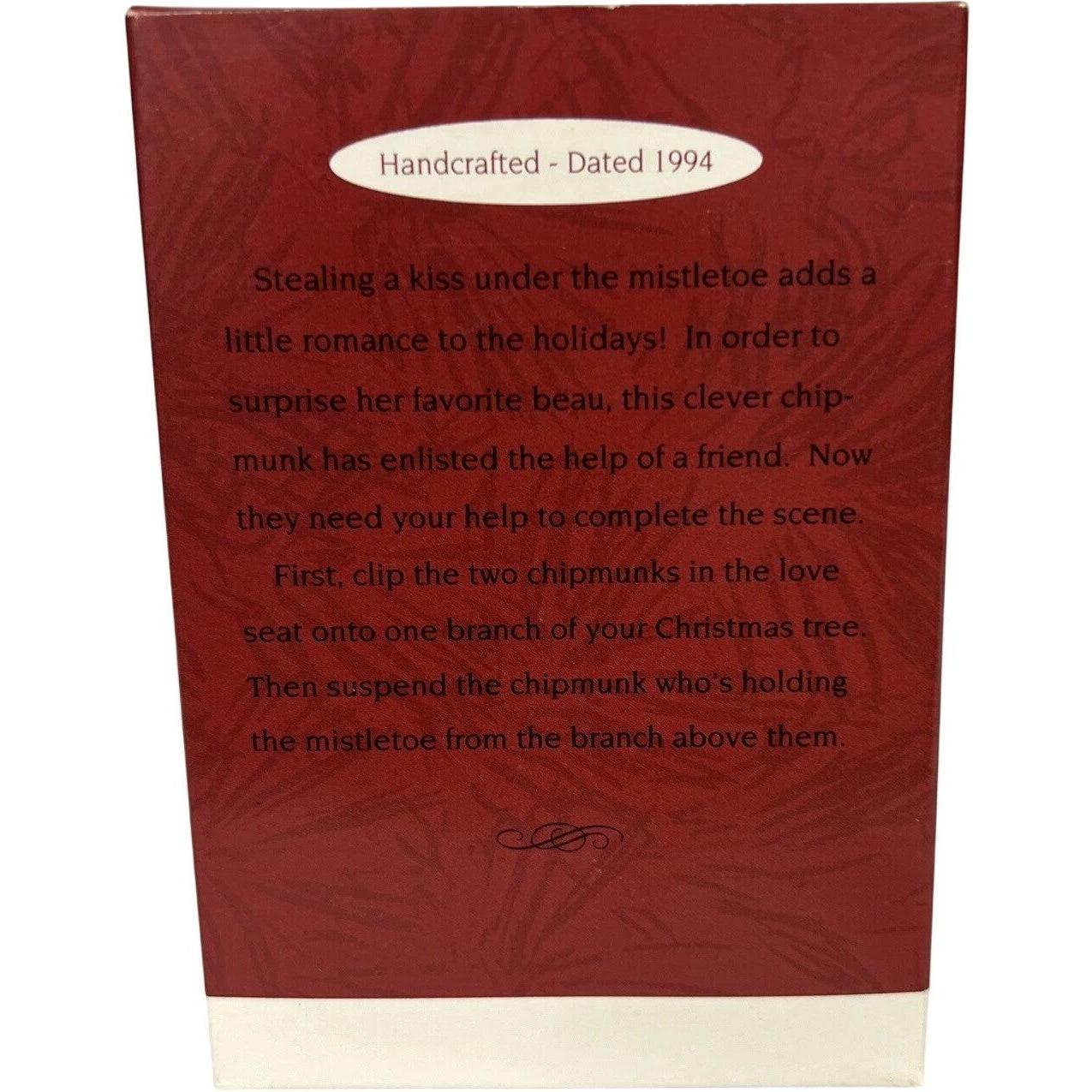 1994 Mistletoe Surprise Hallmark Ornament (Animal) QX5996