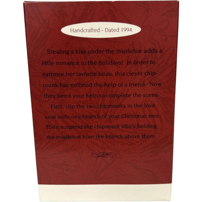 1994 Mistletoe Surprise Hallmark Ornament (Animal) QX5996