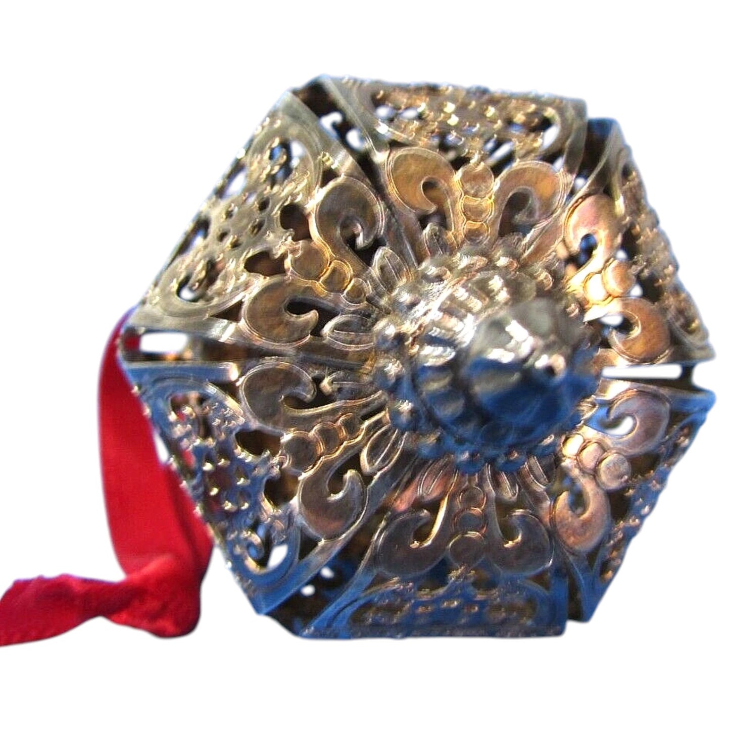 1994 Silver Snowflakes Hallmark Ornament (Snowflake) QK1016