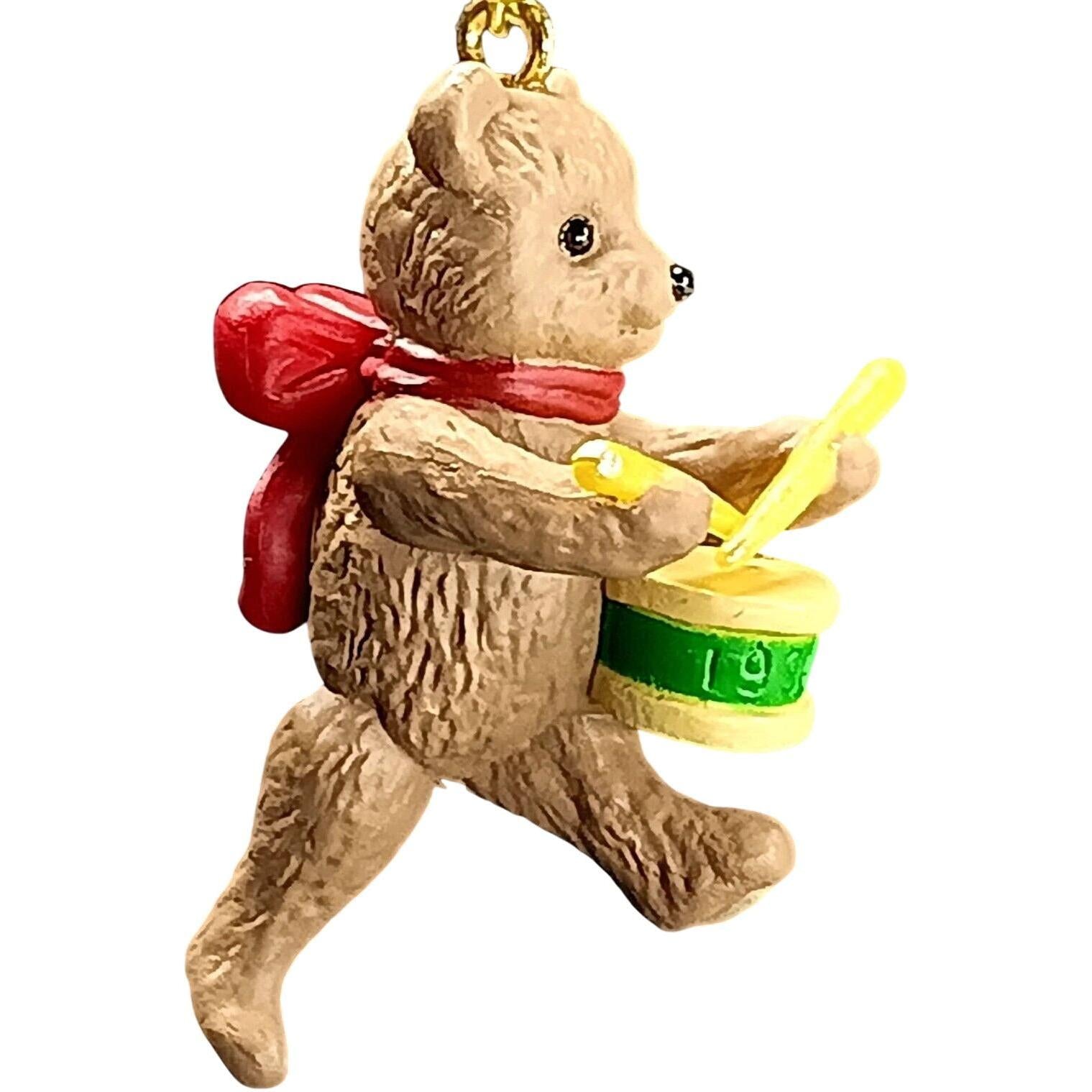 1994 Teddy with Drum Hallmark Ornament (March of the Teddy Bears) QXM5106