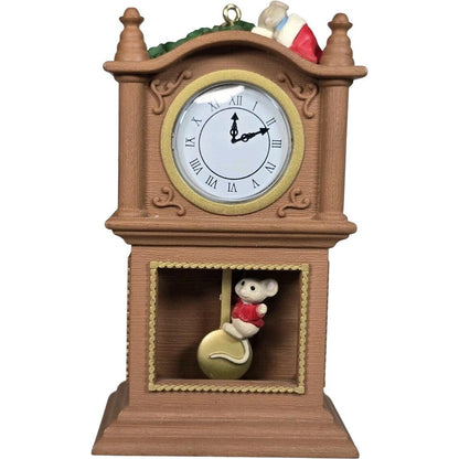 1994 Very Merry Minutes Hallmark Ornament (Clock) QLX7443