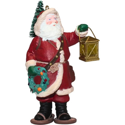 1994 Wreath and Lantern Hallmark Ornament (Merry Olde Santa) QX5256