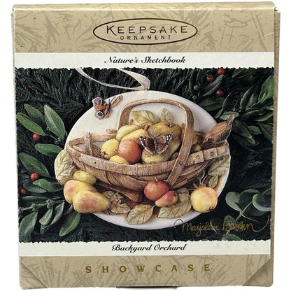 1995 Backyard Orchard Hallmark Ornament (Nature's Sketchbook) QK1069