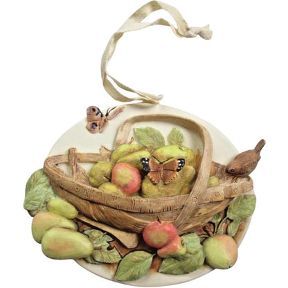 1995 Backyard Orchard Hallmark Ornament (Nature's Sketchbook) QK1069