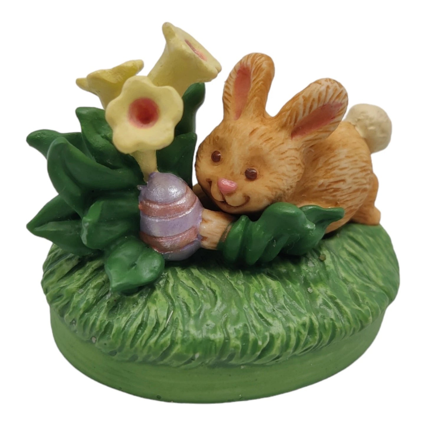 1995 Easter Egg Hunt Hallmark Ornament (Easter) QSM8024