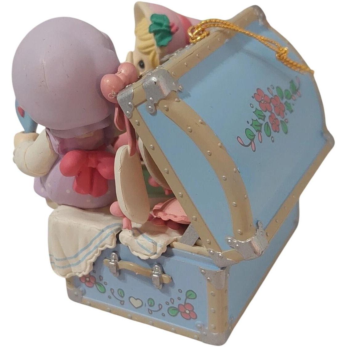 1995 Friends Are The Greatest Treasure - Holiday Expressions (Precious Moments)