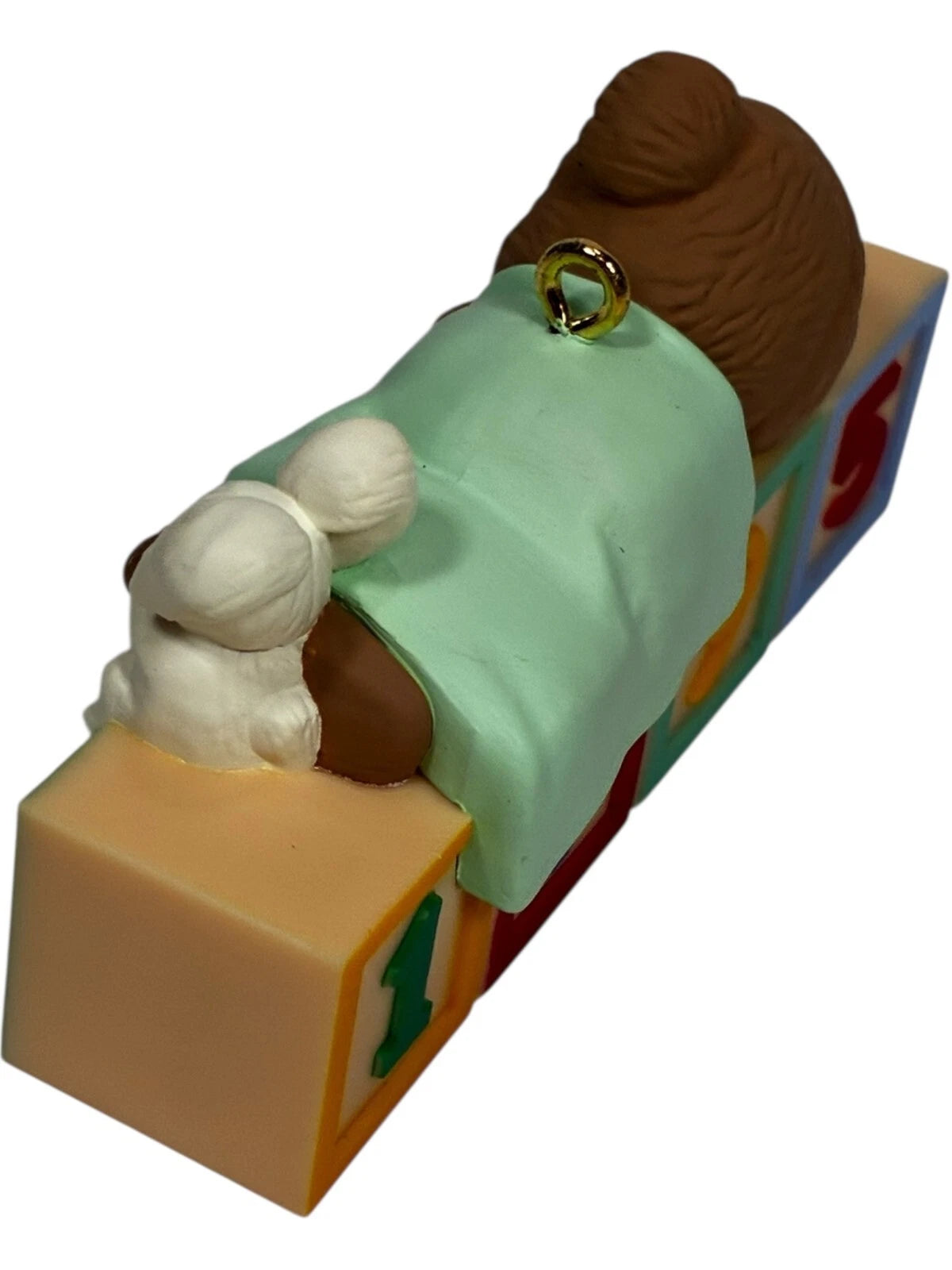 1995 GrandChild's First Christmas Hallmark Ornament (Family) QX5777