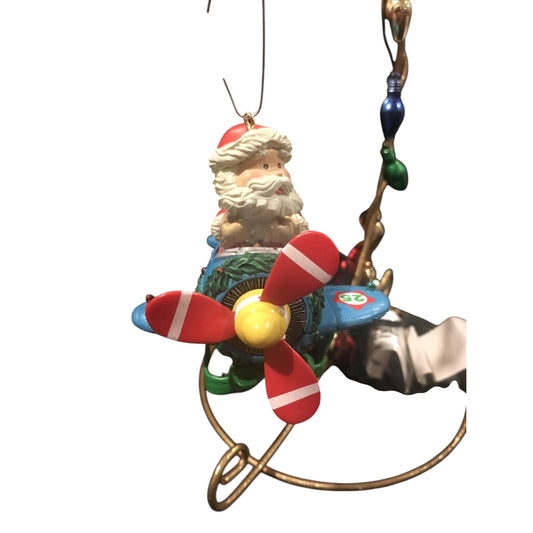 1995 High-Flyin' Santa Carlton Cards Ornaments (Santa Claus) ORN-077M