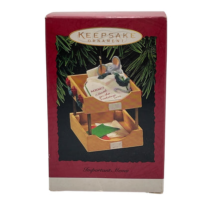 1995 Important Memo Hallmark Ornament (Mouse) QX5947