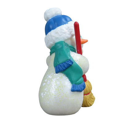 1995 Mom and Dad Hallmark Ornament (Family) QX5657