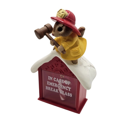 1995 North Pole 911 - Chipmunks Hallmark Ornament (Firefighter) QX5957