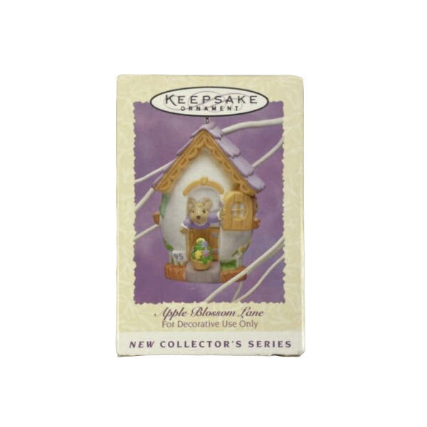 1995 Apple Blossom Lane Hallmark Ornament (Series #1) QEO8207