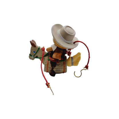 1995 Barrel-Back Rider Hallmark Ornament (Bear) QX5189 Image6