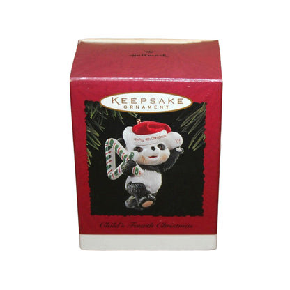 1995 Child's Fourth Christmas Hallmark Ornament (Child's Age Collection) QX6687 Image2