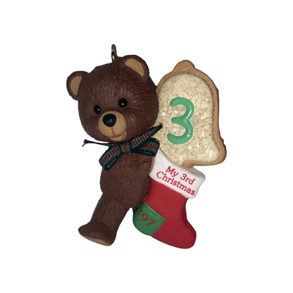 1995 Child's Third Christmas Hallmark Ornament (Child's Age Collection) QX6505