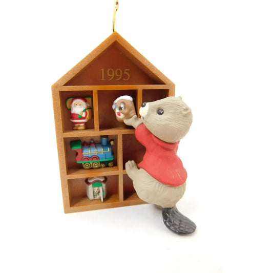 1995 Collecting (Mouse)