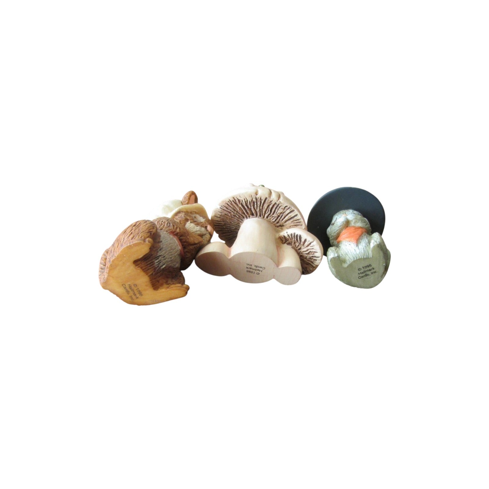 1995 Giving Thanks Hallmark Ornament (Prayer) QFM8134 Image5