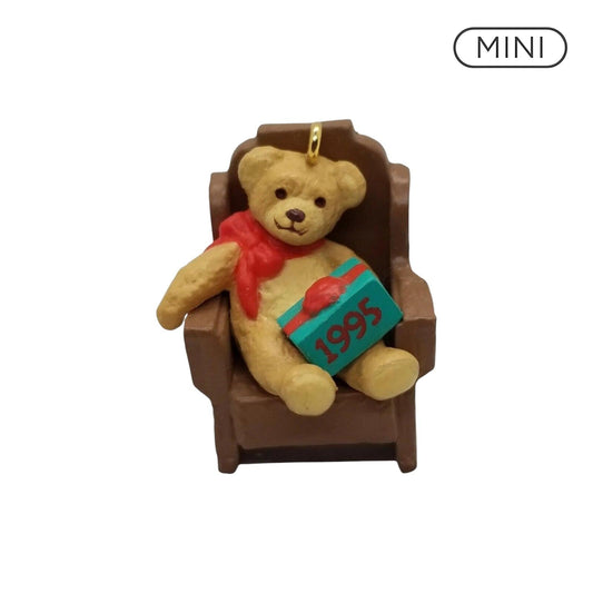 1995 Grandpa's Gift Hallmark Ornament (March of the Teddy Bears) QXM4829 Image1