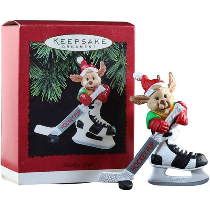 1995 Hockey Pup Hallmark Ornament (Hockey) QX5917