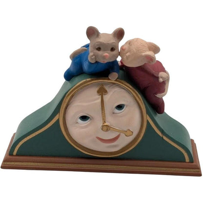 1995 In a Heartbeat Hallmark Ornament (Clock) QX5817