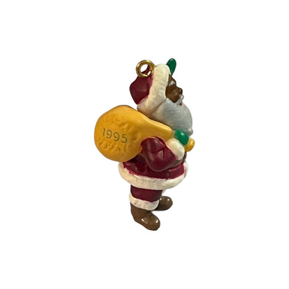 1995 Joyful Santa Hallmark Ornament (Santa Claus) QXM4089 Image4