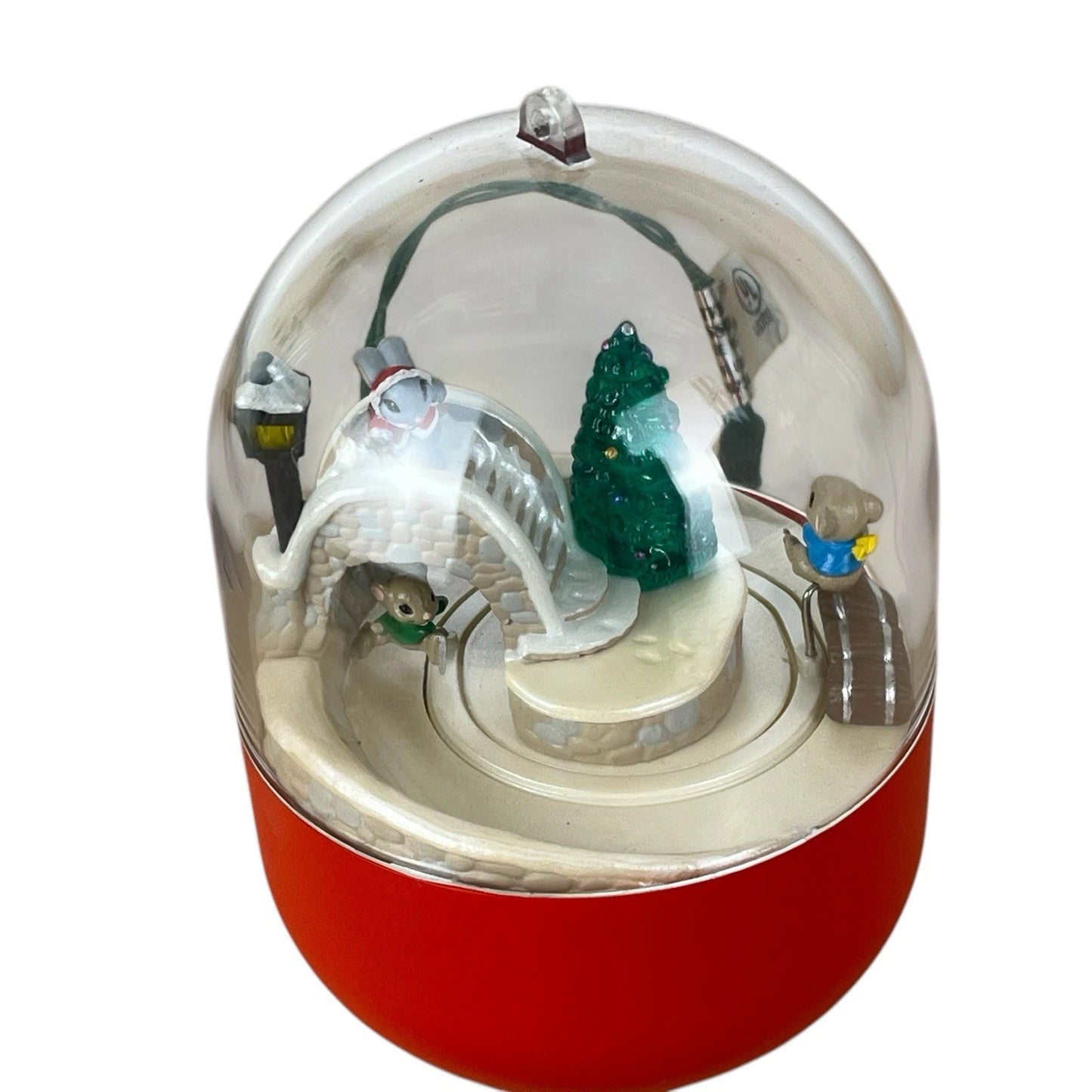 1995 Jumping for Joy Hallmark Ornament (Magic Globe) QLX7347 Image3