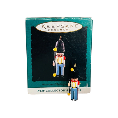 1995 Miniature Clothespin Soldier Hallmark Ornament (Miniature Clothespin Soldier) QXM4097 Image7