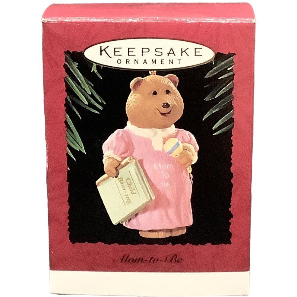 1995 Mom-to-Be Hallmark Ornament (Bear) QX5659