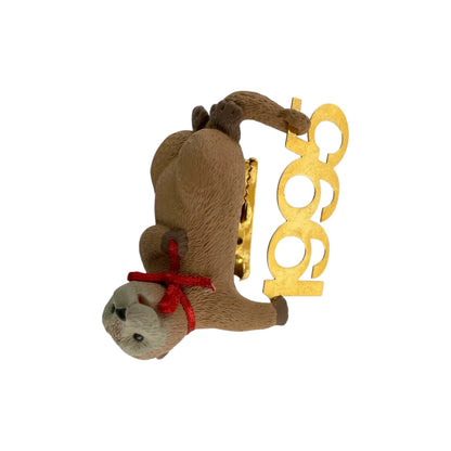 1995 Otter with Brass 1995 Hallmark Ornament (Fabulous Decade) QX5147 Image3