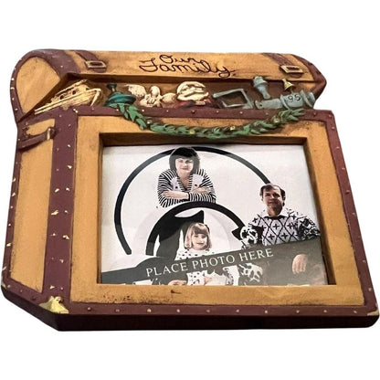 1995 Our Family Hallmark Ornament (Photo Holder) QX5709