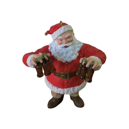 1995 Refreshing Gift Hallmark Ornament (Coca-Cola) QX4067 Image4