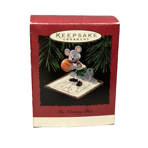 1995 The Winning Play Hallmark Ornament (Mouse) QX5889