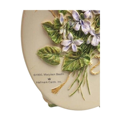 1995 Violets and Butterflies Hallmark Ornament (Nature's Sketchbook) QK1079 Image5