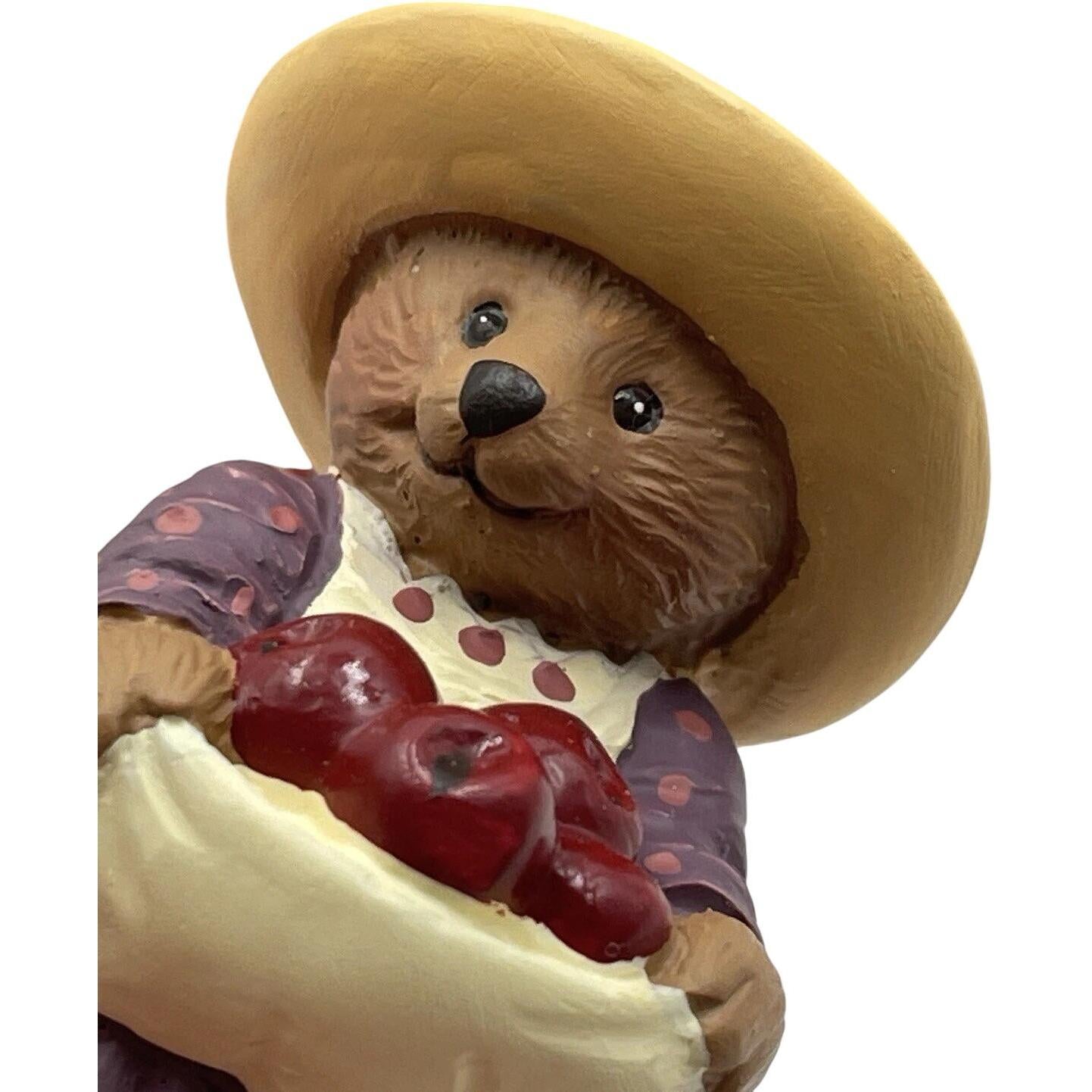 1996 Apple Harvest Hallmark Ornament (Teddy Bear) QFM8585