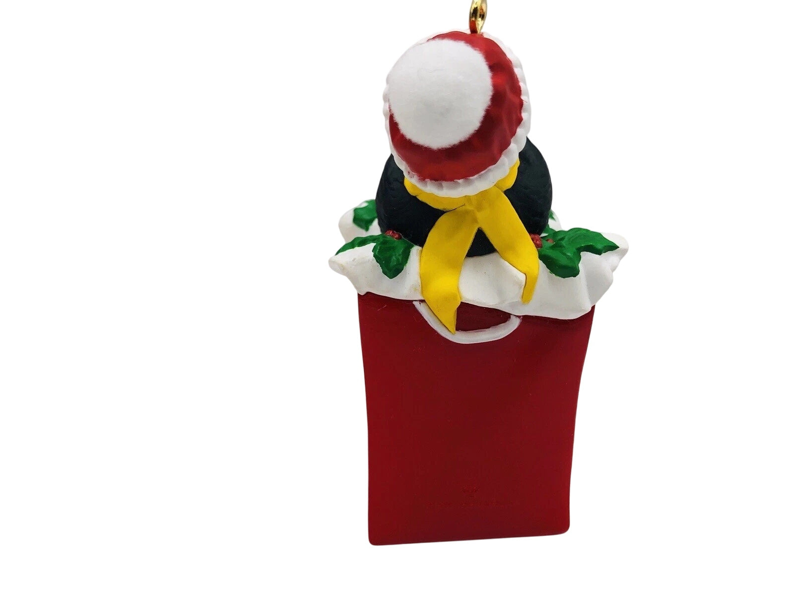 1996 Mom Hallmark Ornament (Penguins) QX85824